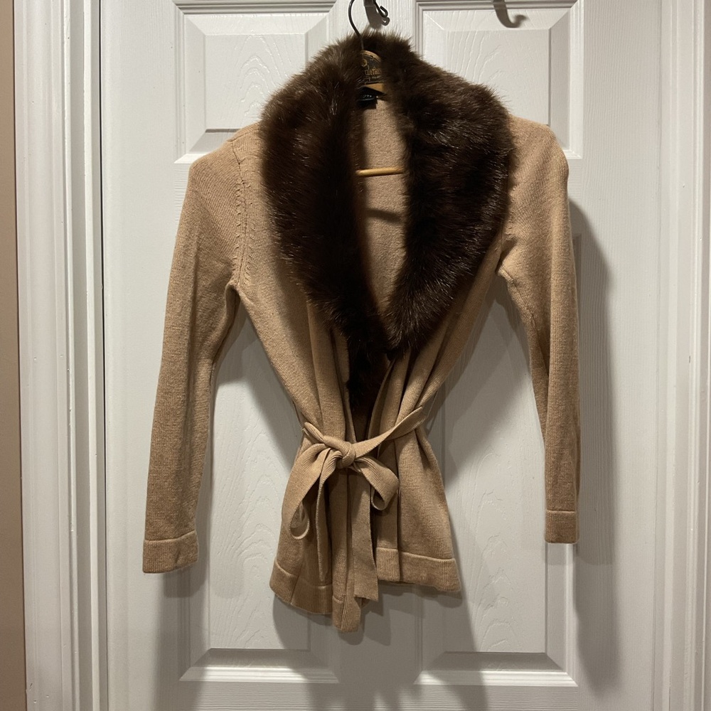 Classy Talbots Tan Marino Wool Cardigan with Tie Belt & Faux Fur Collar